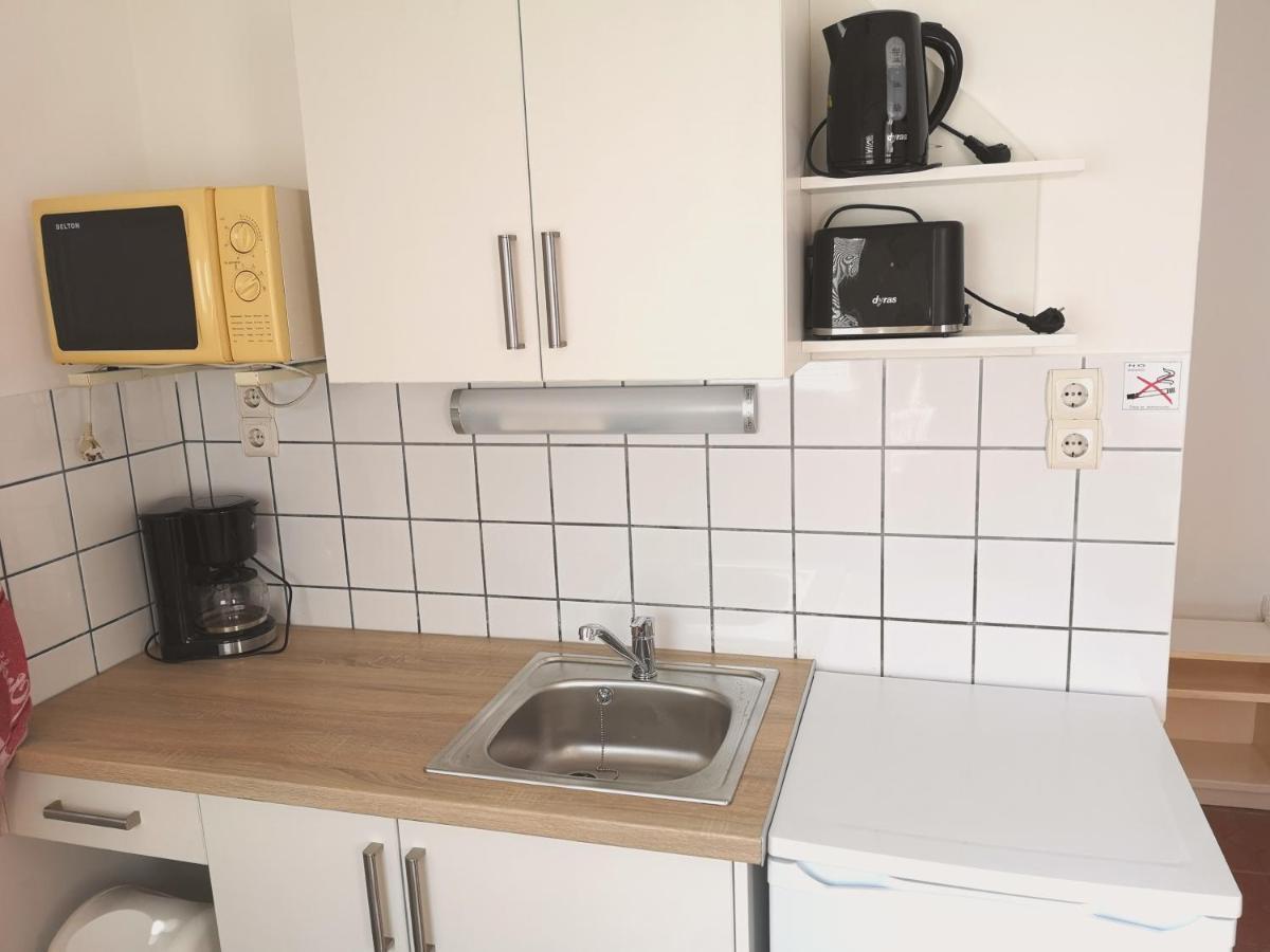 Apartman Kaszás Garden Mosonmagyaróvár Exterior foto