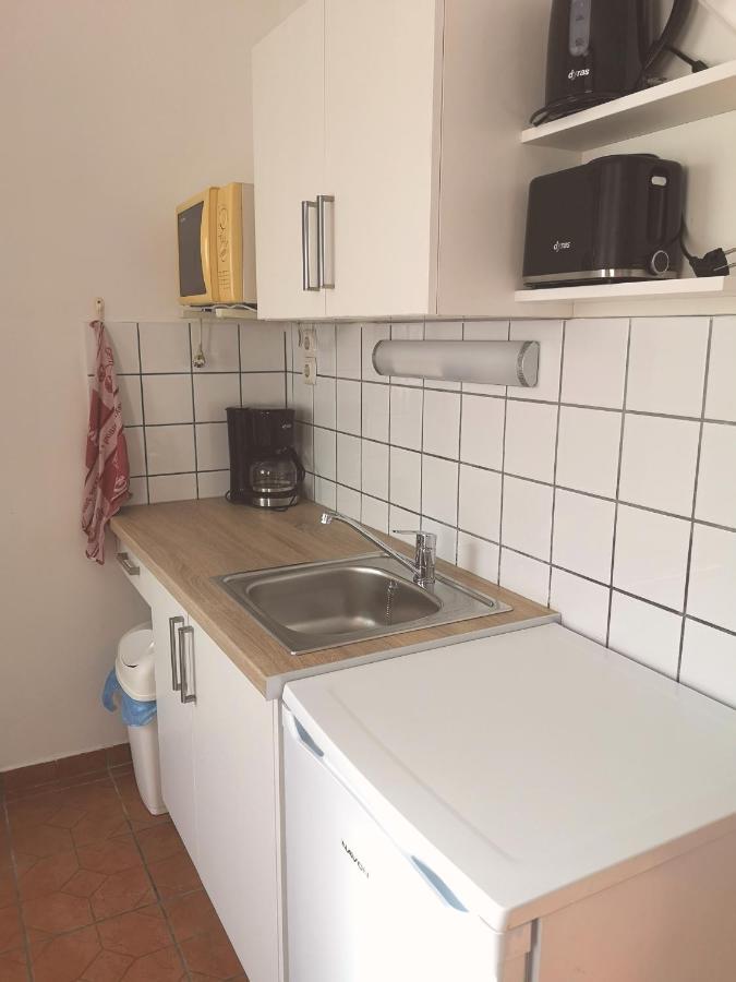 Apartman Kaszás Garden Mosonmagyaróvár Exterior foto