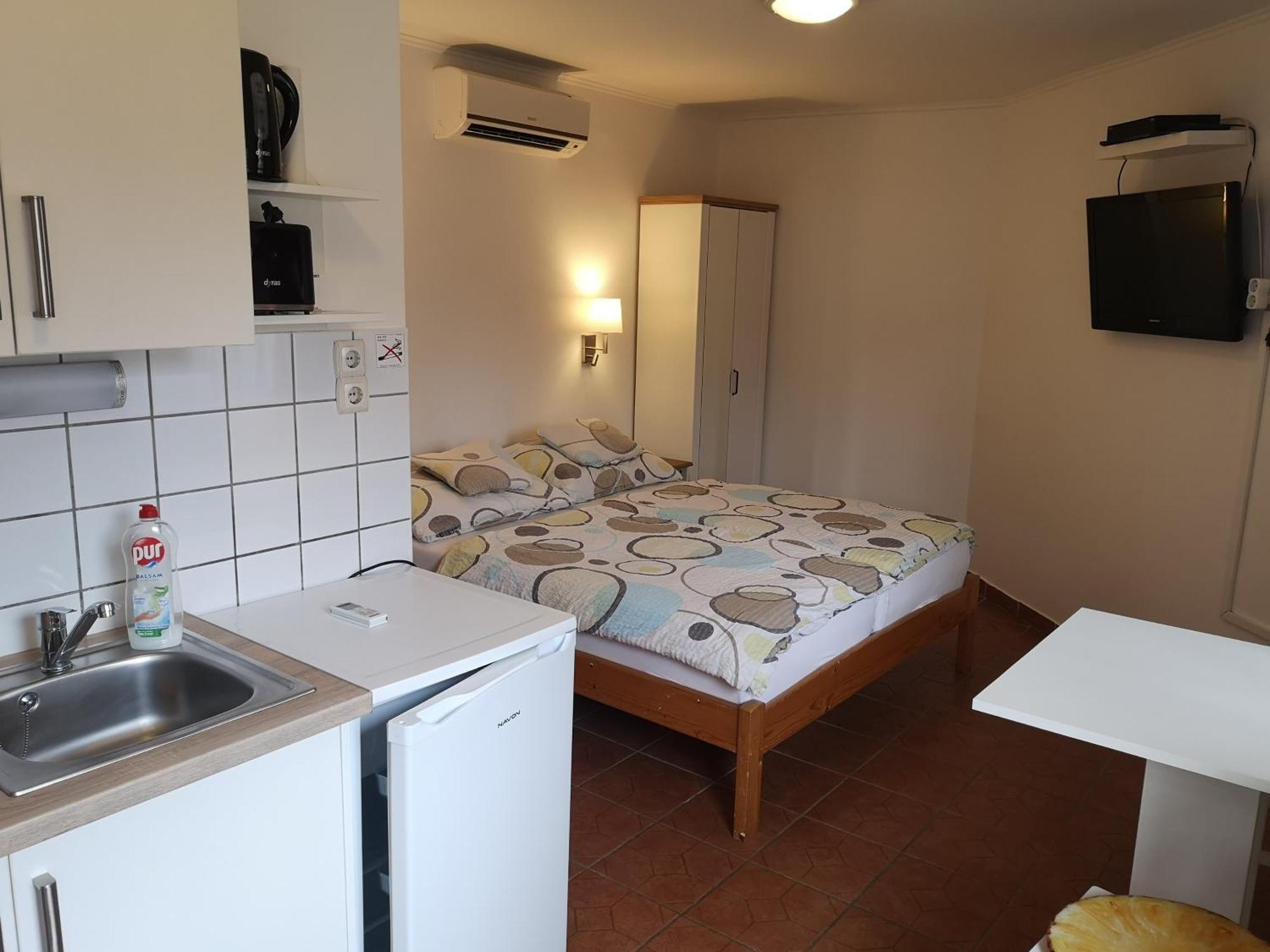 Apartman Kaszás Garden Mosonmagyaróvár Exterior foto