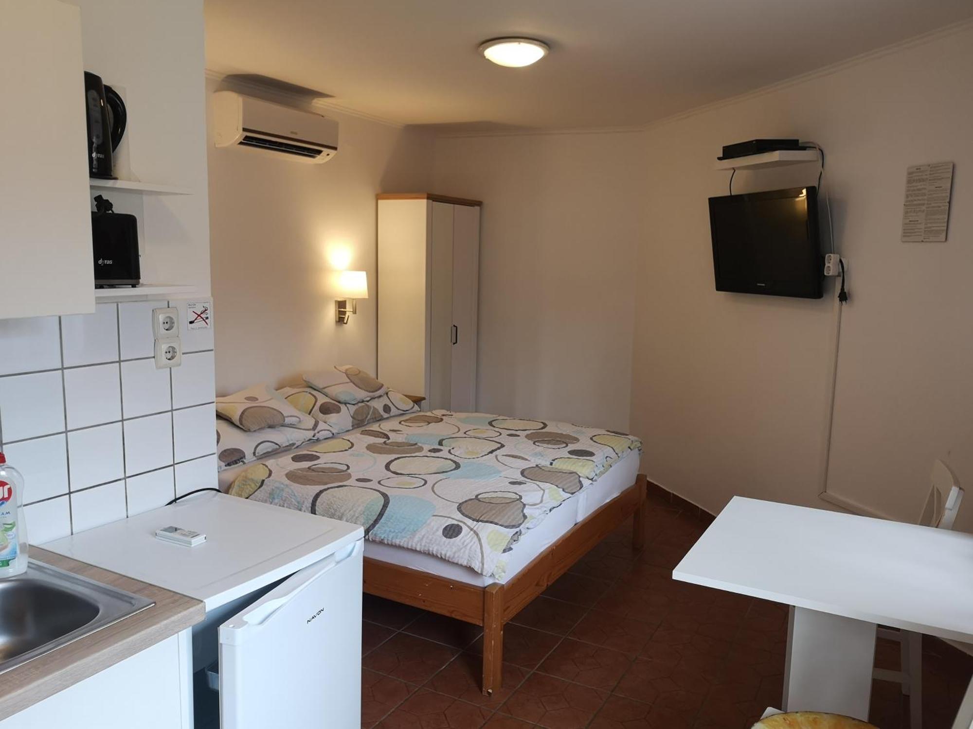 Apartman Kaszás Garden Mosonmagyaróvár Exterior foto