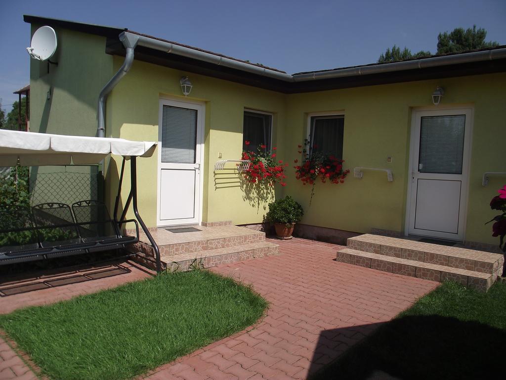 Apartman Kaszás Garden Mosonmagyaróvár Exterior foto